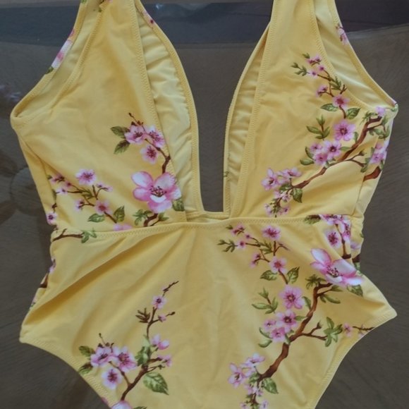 Yellow with flowers one-piece swimsuit - Picture 6 of 6